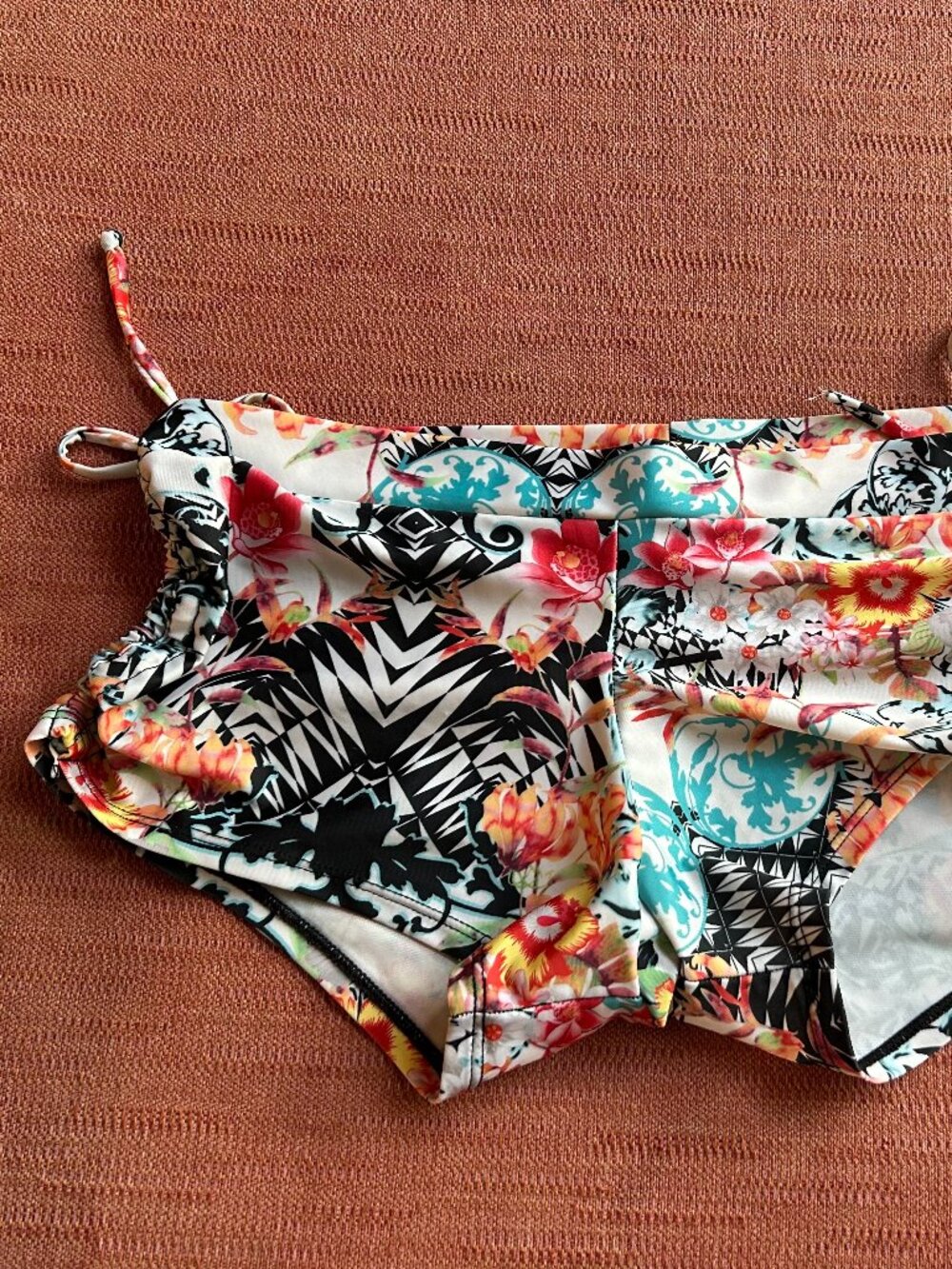 Onzie Floral Abstract Print Bikini Short One Size Hot Yoga Swim Boho Beach Vacay